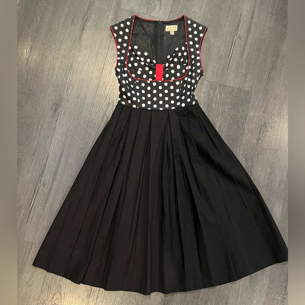 Lindy Bop Dress. Vintage/ Retro Dress Size XS in the US